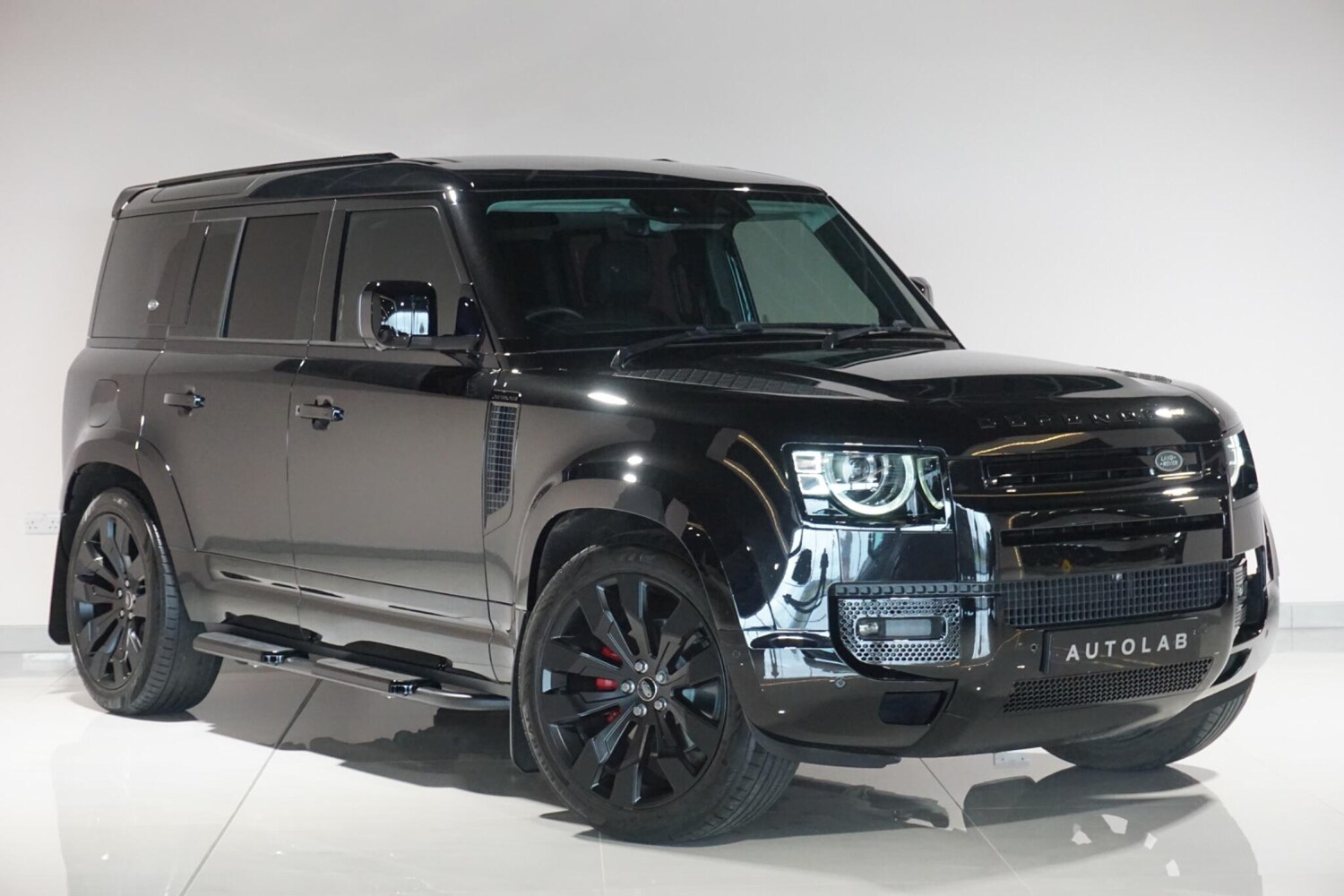 Used Land Rover Defender 110 for sale - 77670506: Photo 40