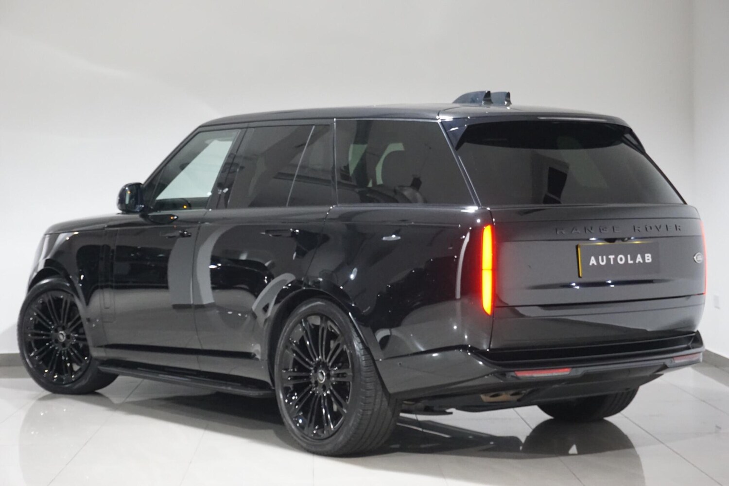 Used Land Rover Range Rover 2023 for sale - 75670575: Photo 36