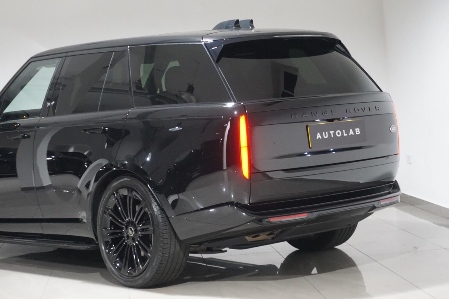 Used Land Rover Range Rover 2023 for sale - 75670575: Photo 38