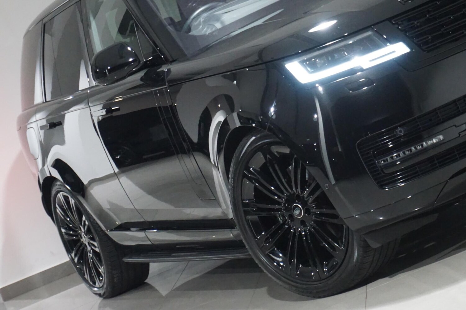 Used Land Rover Range Rover 2023 for sale - 75670575: Photo 39