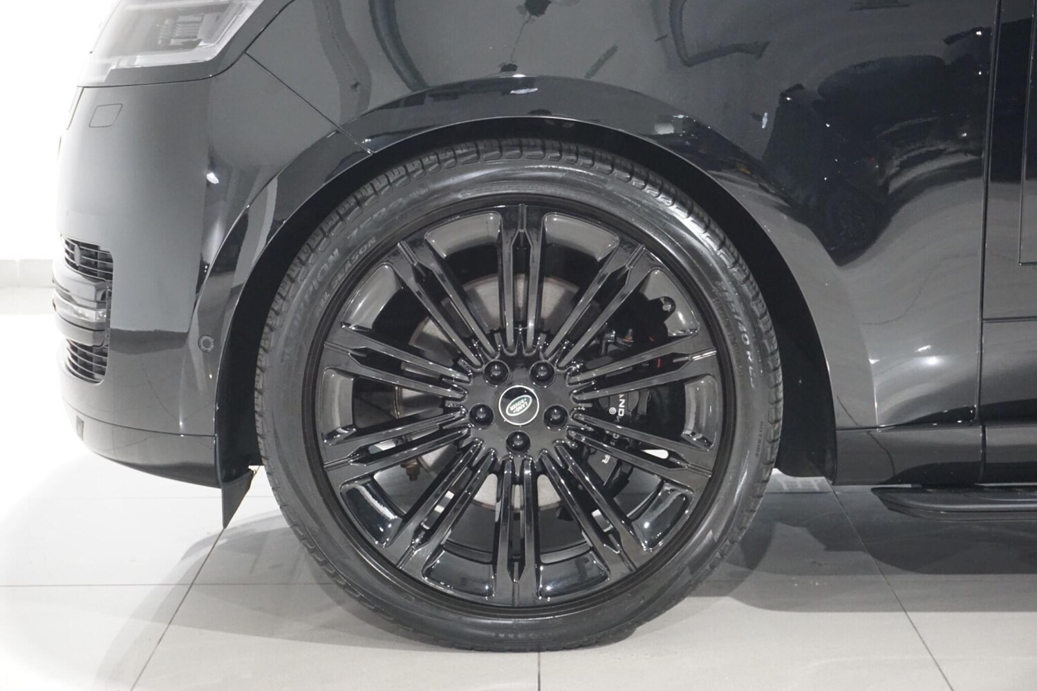 Used Land Rover Range Rover 2023 for sale - 75670575: Photo 75