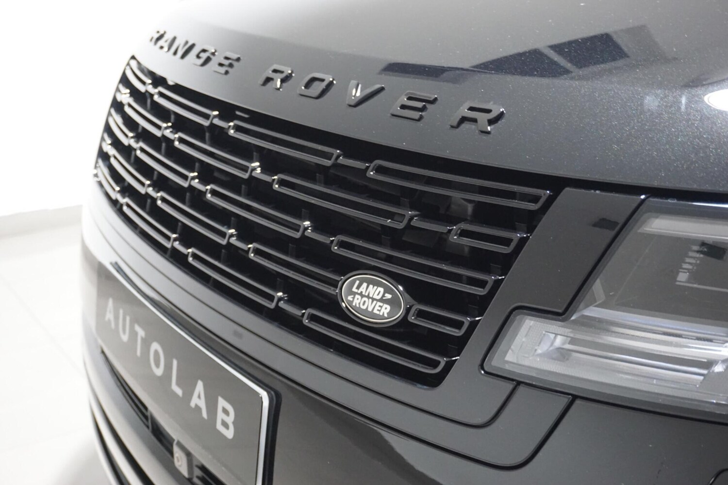 Used Land Rover Range Rover 2023 for sale - 75670575: Photo 76