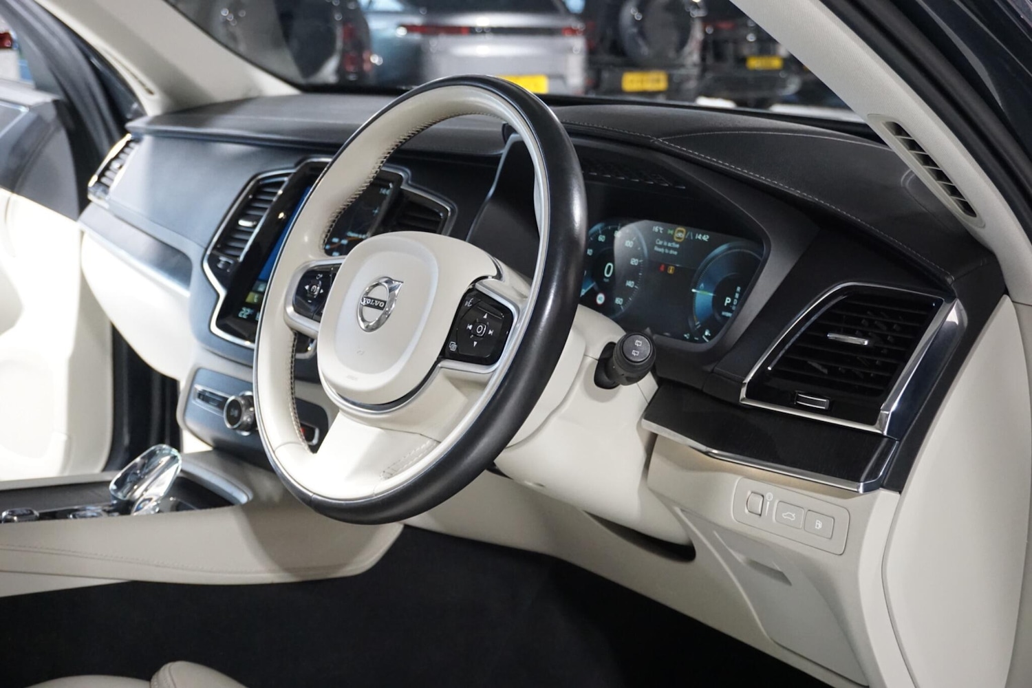 Used Volvo XC90 2020 for sale - 77143259: Photo 14