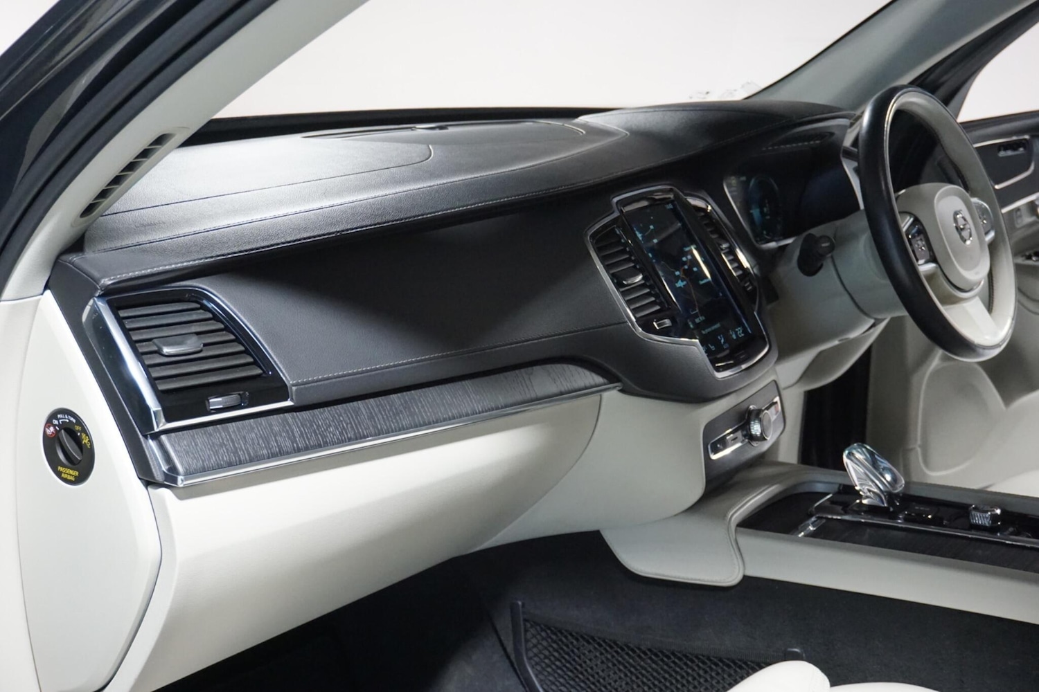 Used Volvo XC90 2020 for sale - 77143259: Photo 54