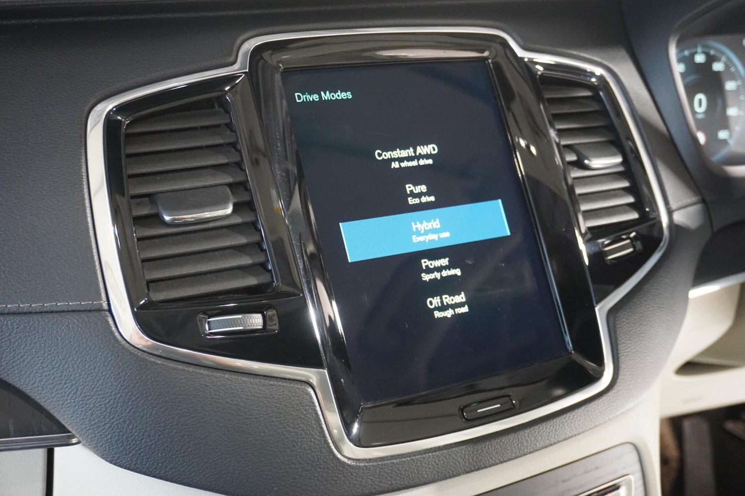 Used Volvo XC90 2020 for sale - 77143259: Photo 65