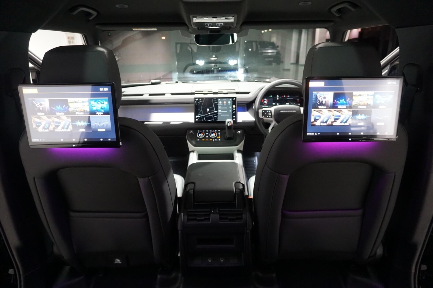 Used Land Rover Defender 2024 for sale - 76473599: Photo 10