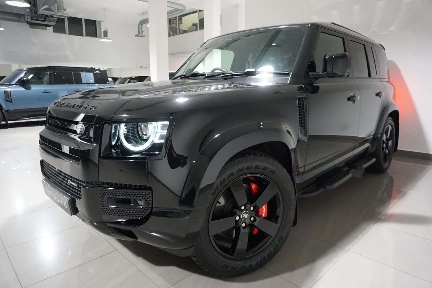 Used Land Rover Defender 2024 for sale - 76473599: Photo 27