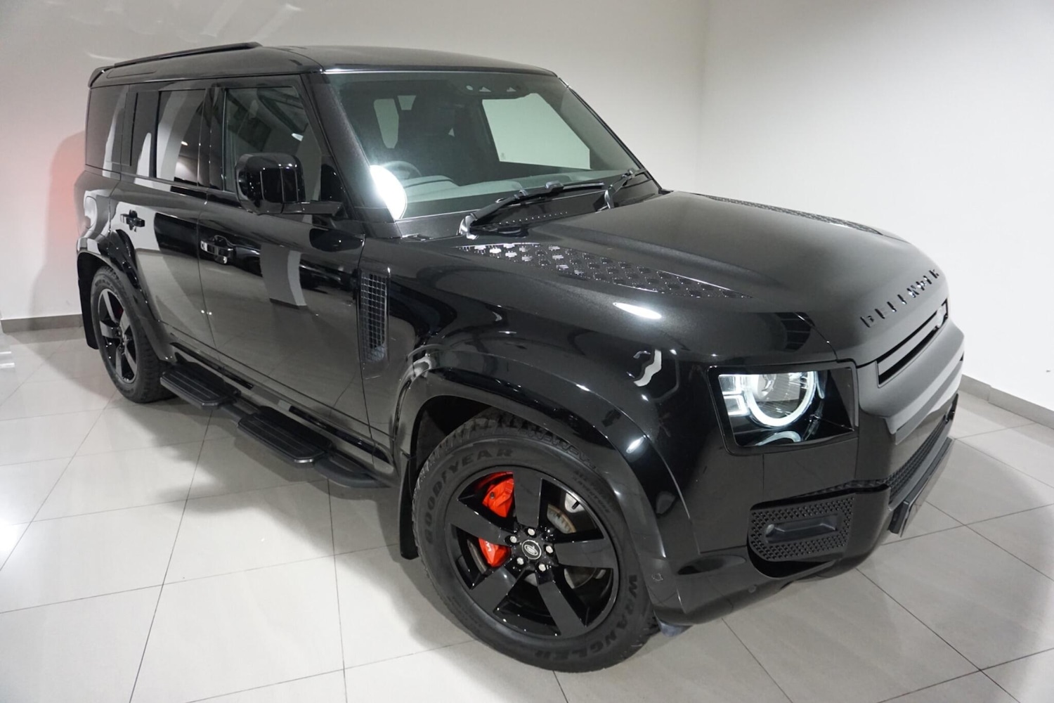 Used Land Rover Defender 2024 for sale - 76473599: Photo 38