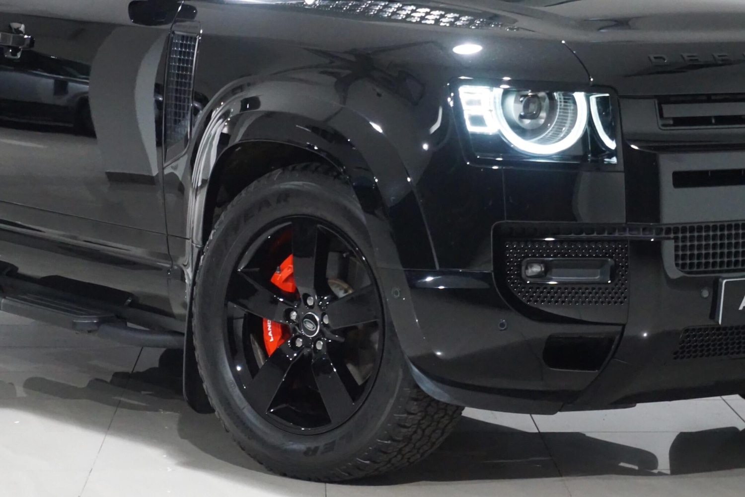 Used Land Rover Defender 2024 for sale - 76473599: Photo 48