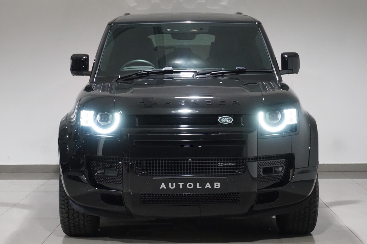 Used Land Rover Defender 2024 for sale - 76473599: Photo 7