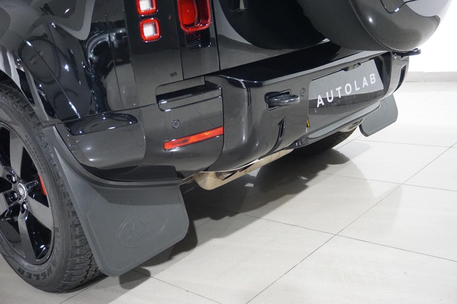 Used Land Rover Defender 2024 for sale - 76473599: Photo 71