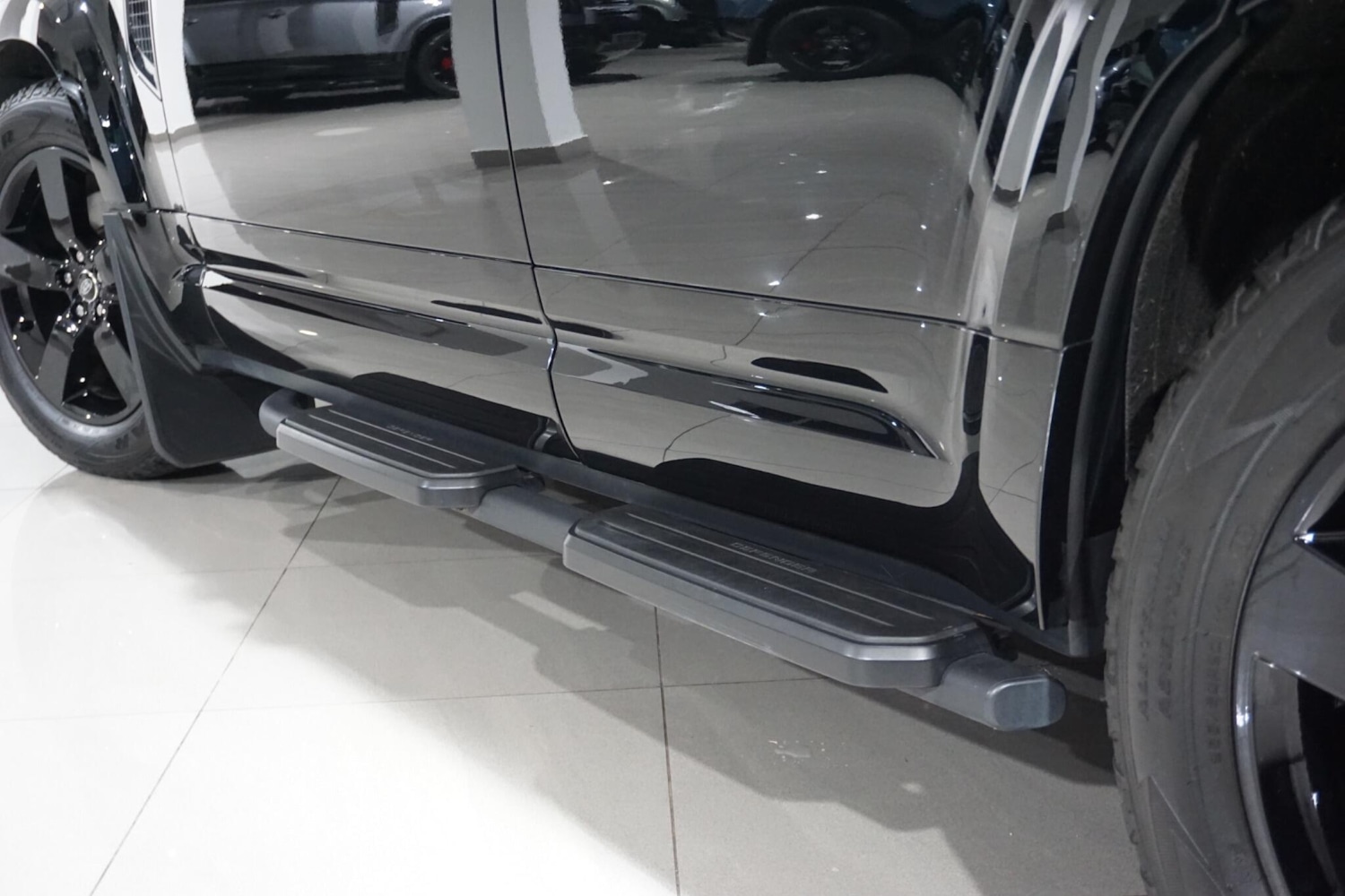 Used Land Rover Defender 2024 for sale - 76473599: Photo 74