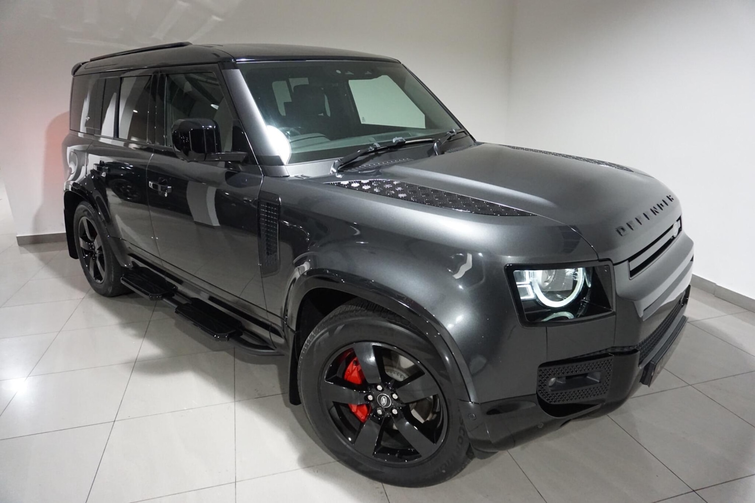 Used Land Rover Defender 110 2023 for sale - 76012444: Photo 35