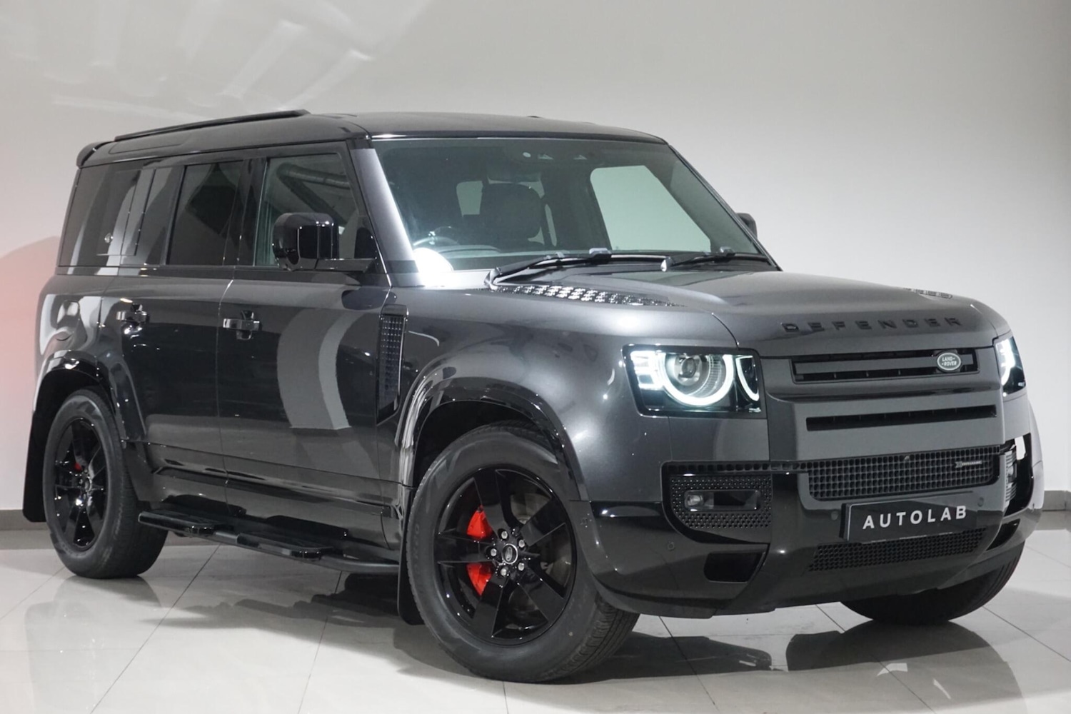 Used Land Rover Defender 110 2023 for sale - 76012444: Photo 37