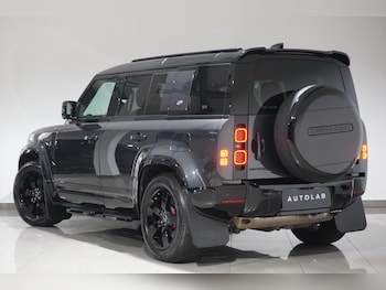 Used Land Rover Defender 110 2023 for sale - 76012444: Photo 3