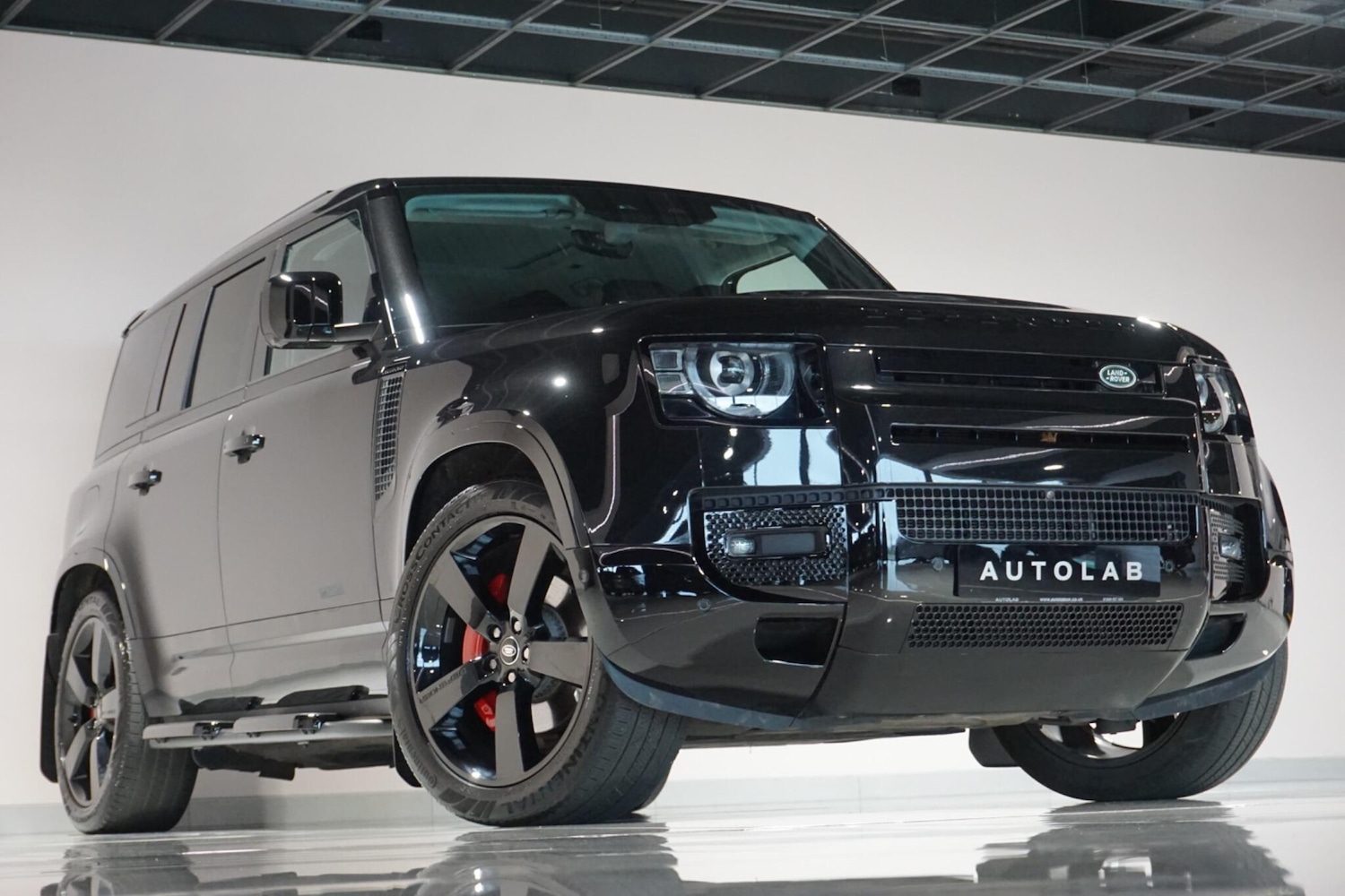 Used Land Rover Defender 2024 for sale - 77439725: Photo 32