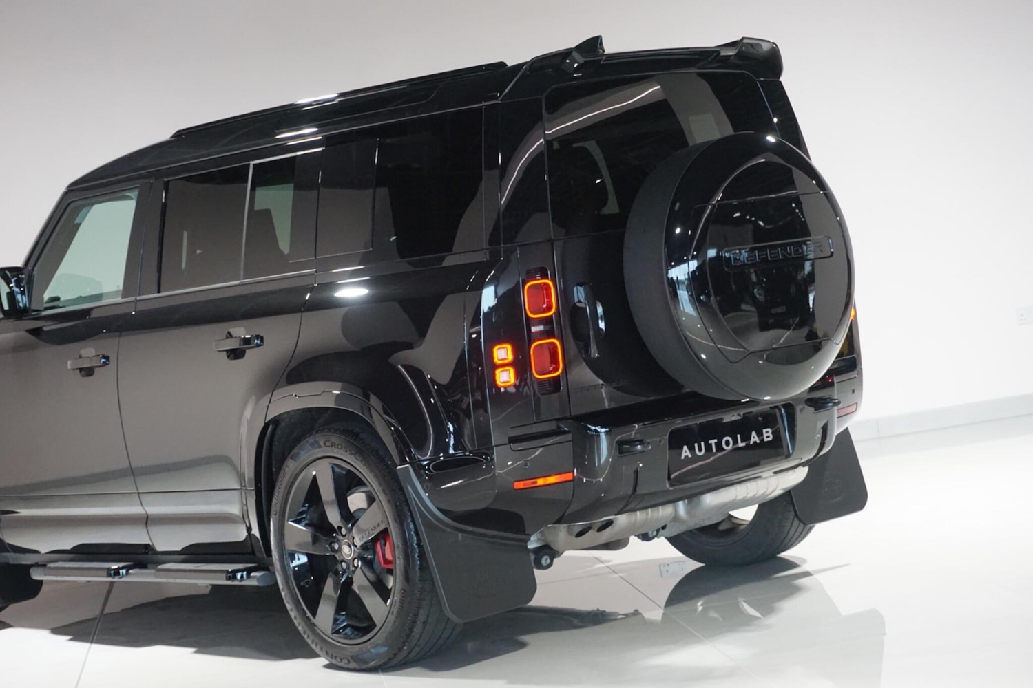 Used Land Rover Defender 2024 for sale - 77439725: Photo 44