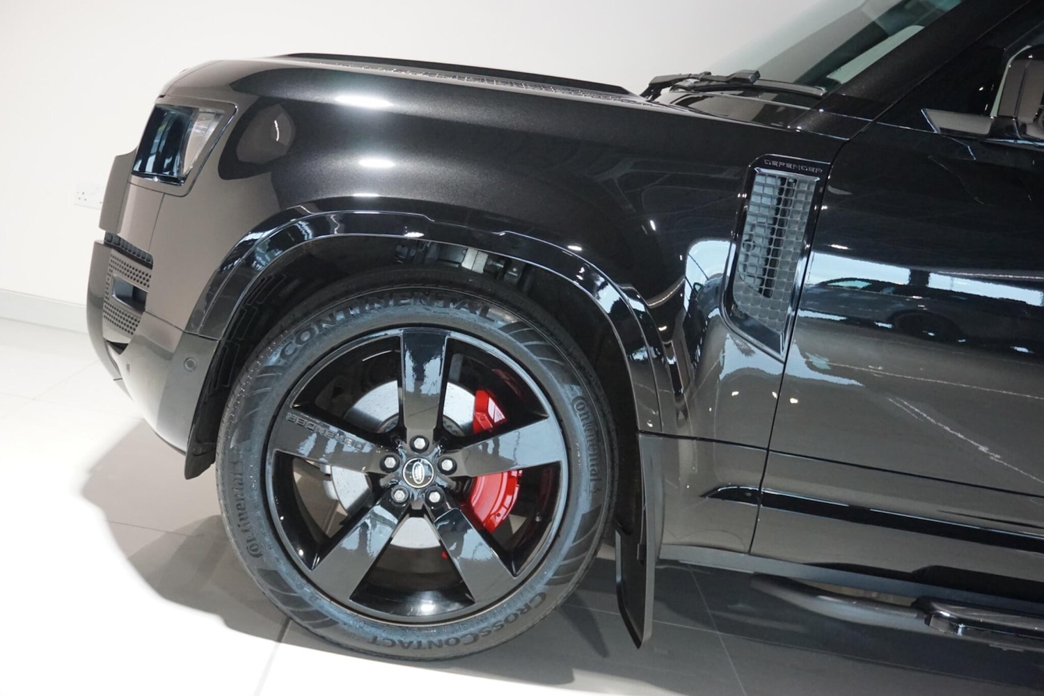 Used Land Rover Defender 2024 for sale - 77439725: Photo 51