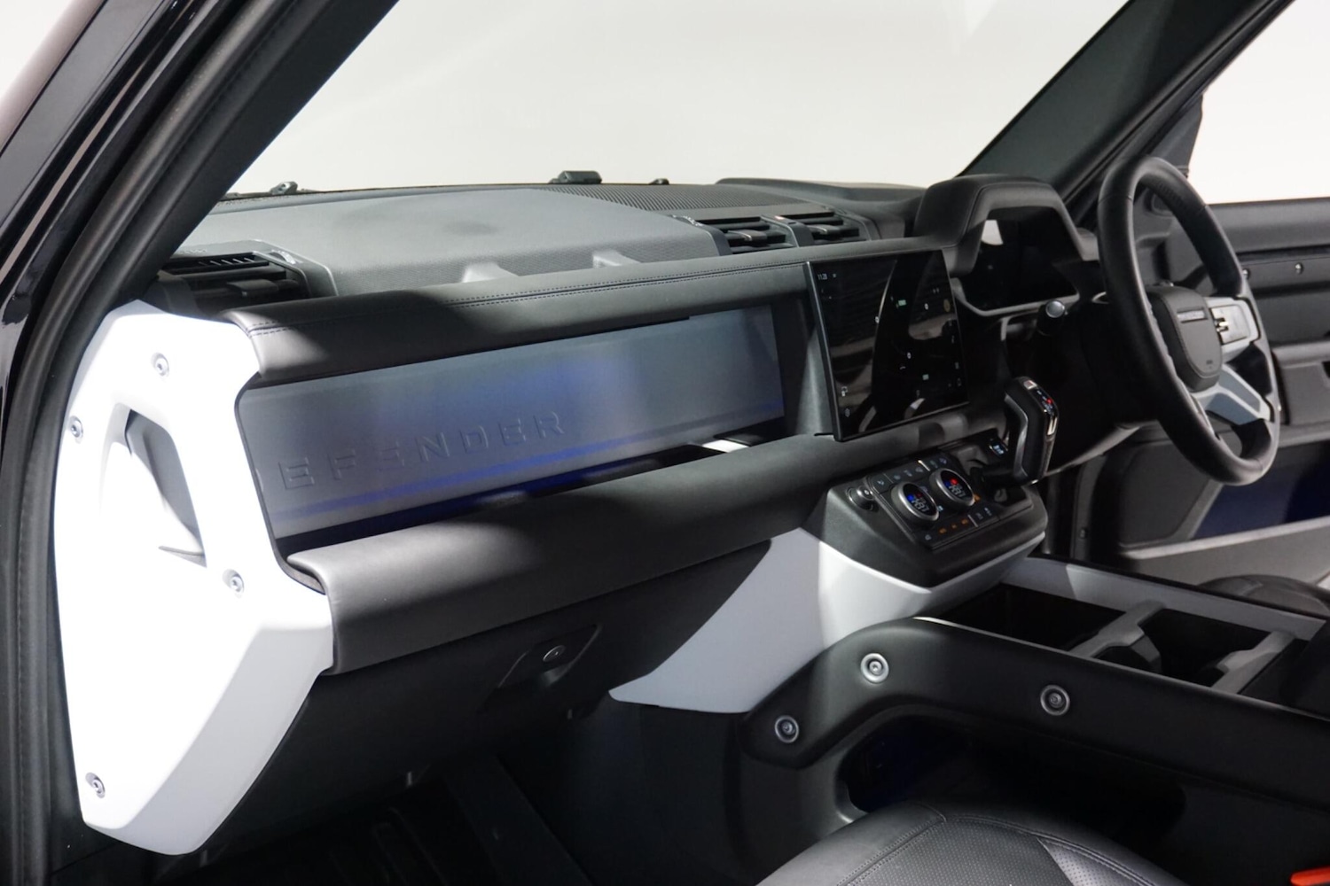 Used Land Rover Defender 2024 for sale - 77439725: Photo 57