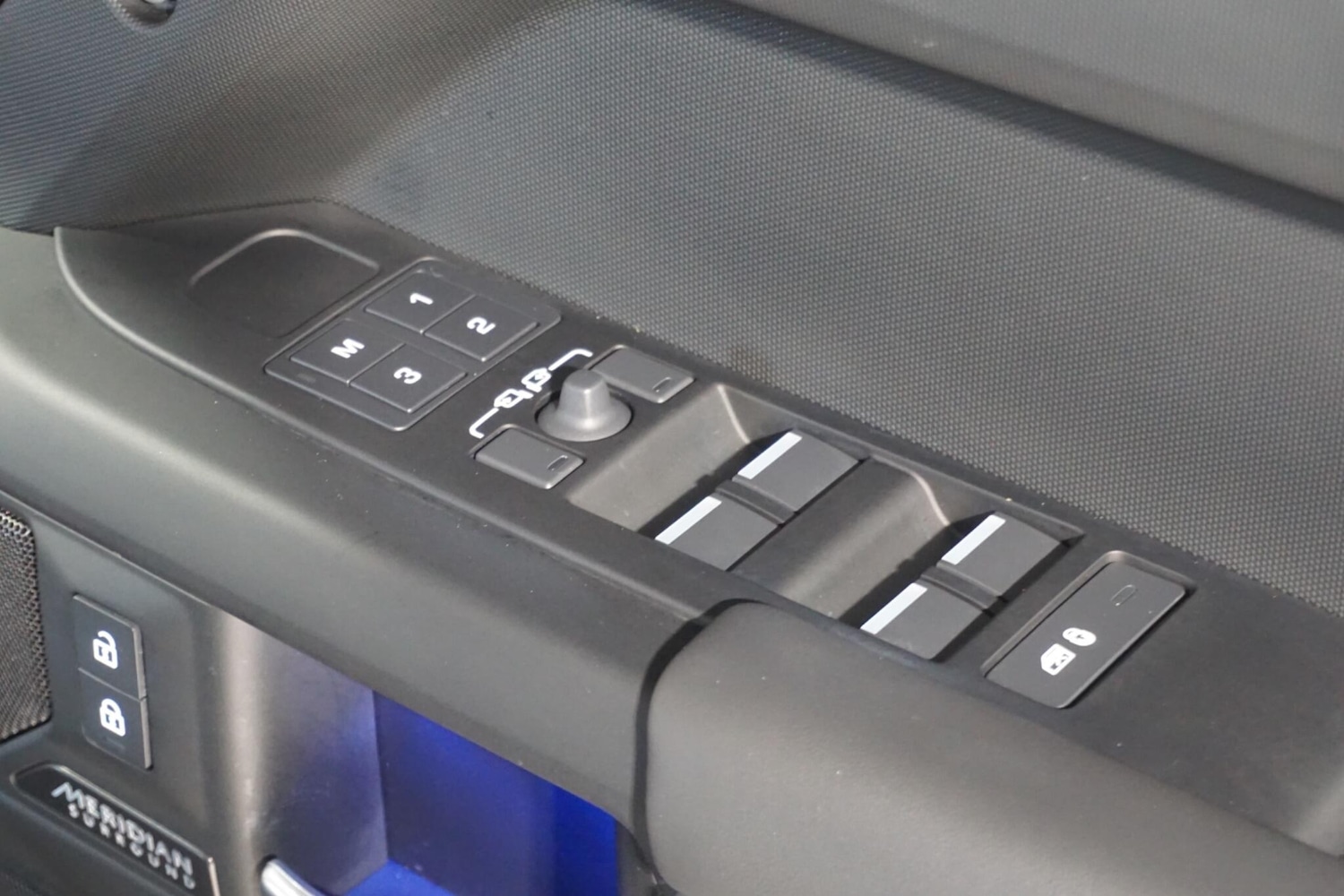 Used Land Rover Defender 2024 for sale - 77439725: Photo 67