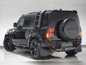 Used Land Rover Defender 110 2023 for sale - 75670638: Photo