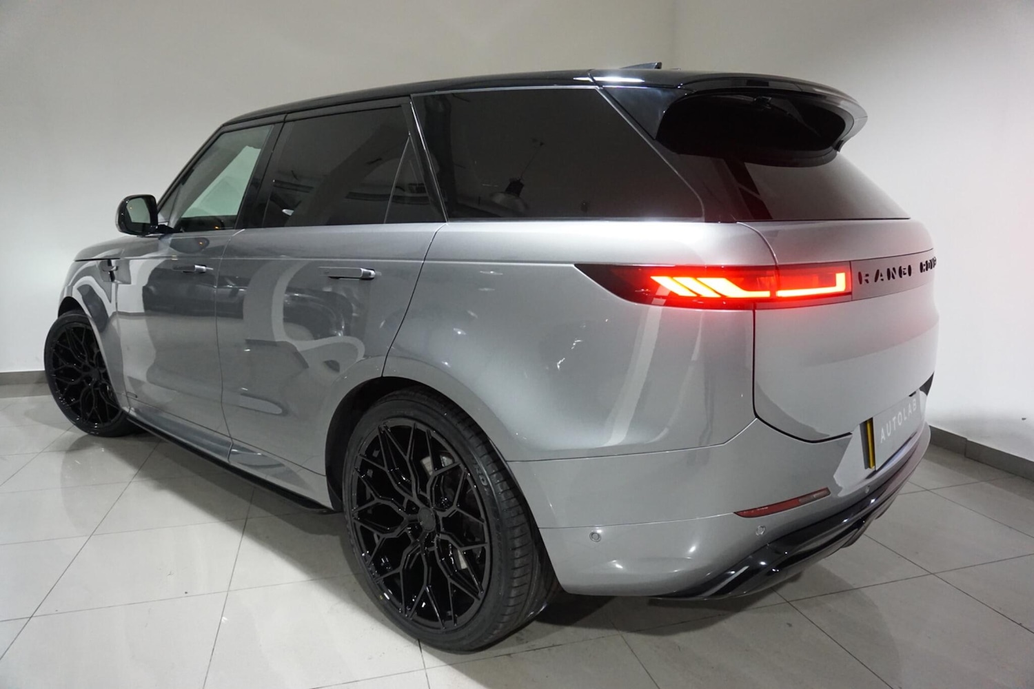 Used Land Rover Range Rover Sport for sale - 76476477: Photo 31