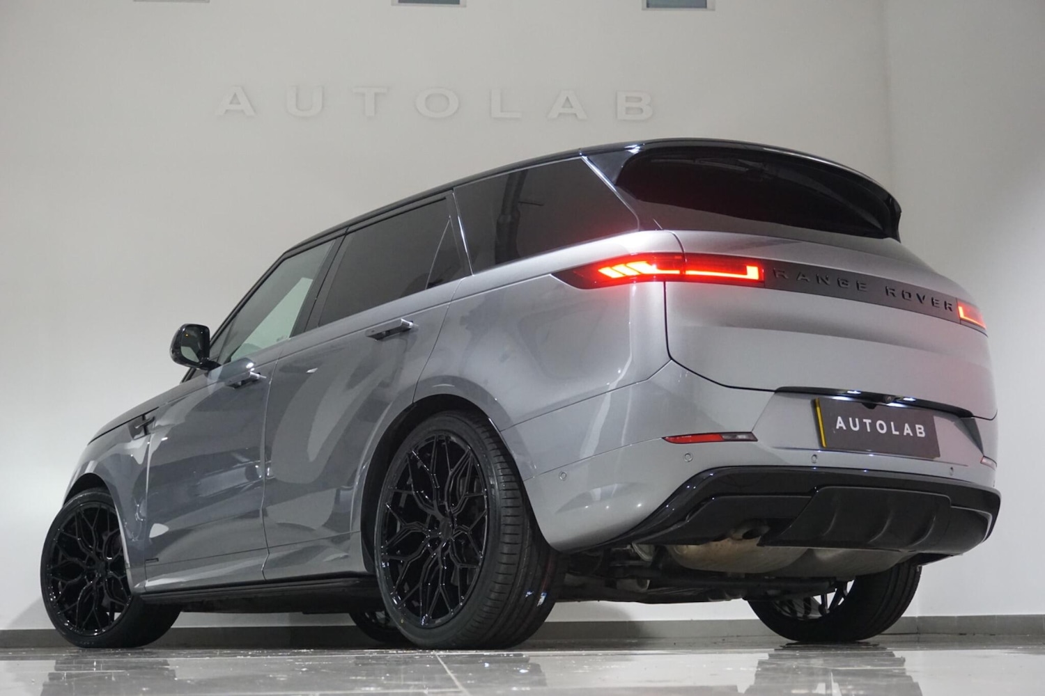 Used Land Rover Range Rover Sport for sale - 76476477: Photo 40