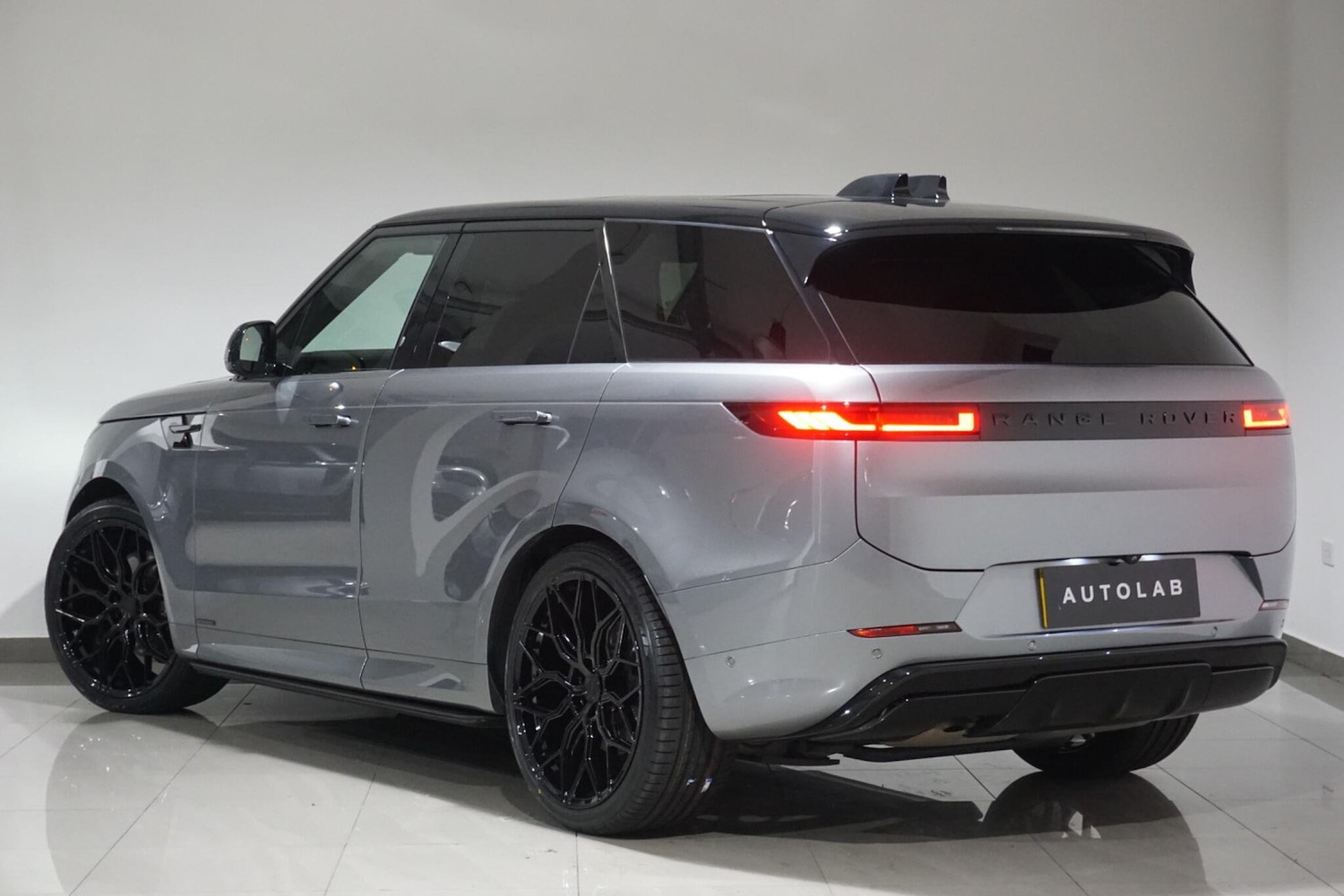 Used Land Rover Range Rover Sport for sale - 76476477: Photo 44