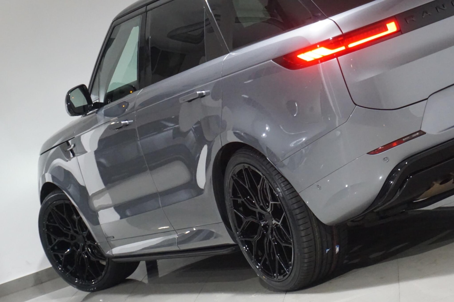 Used Land Rover Range Rover Sport for sale - 76476477: Photo 48