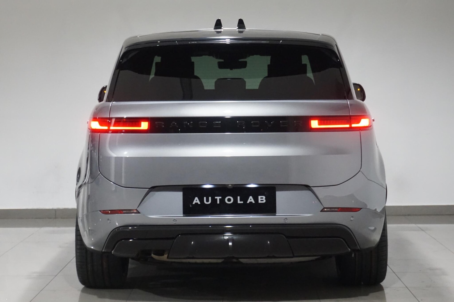 Used Land Rover Range Rover Sport for sale - 76476477: Photo 8