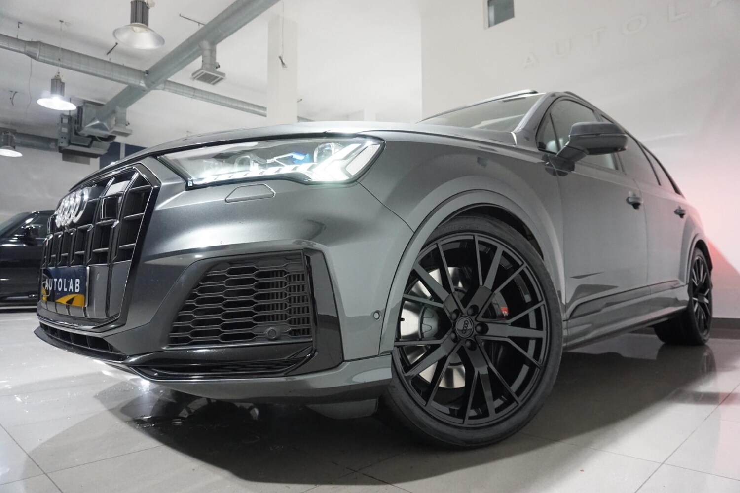 Used Audi SQ7 2020 for sale - 76537670: Photo 33