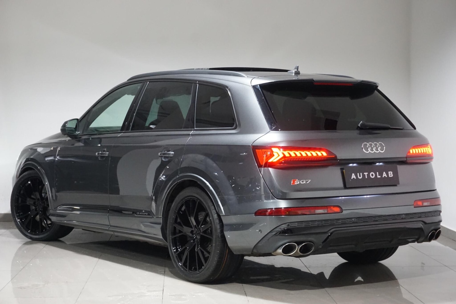 Used Audi SQ7 2020 for sale - 76537670: Photo 41