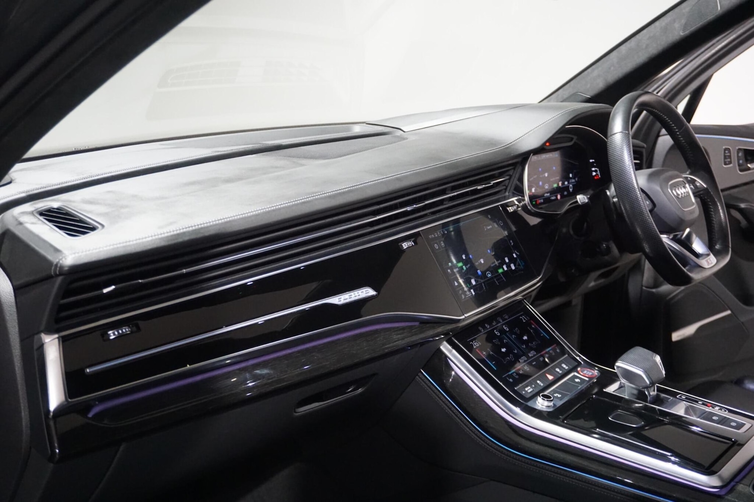 Used Audi SQ7 2020 for sale - 76537670: Photo 56