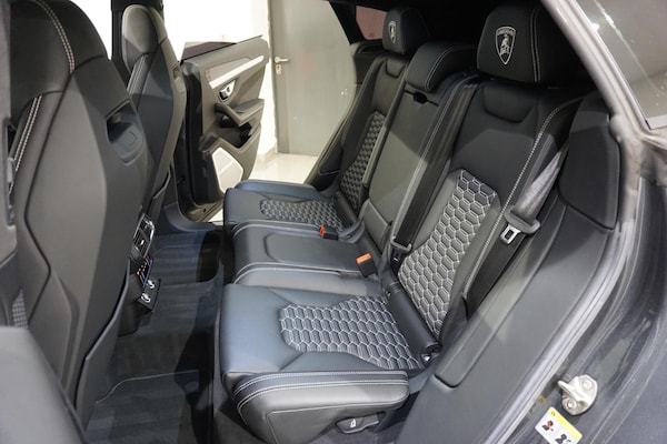 Used Lamborghini Urus 2020 for sale - 76227290: Photo 12
