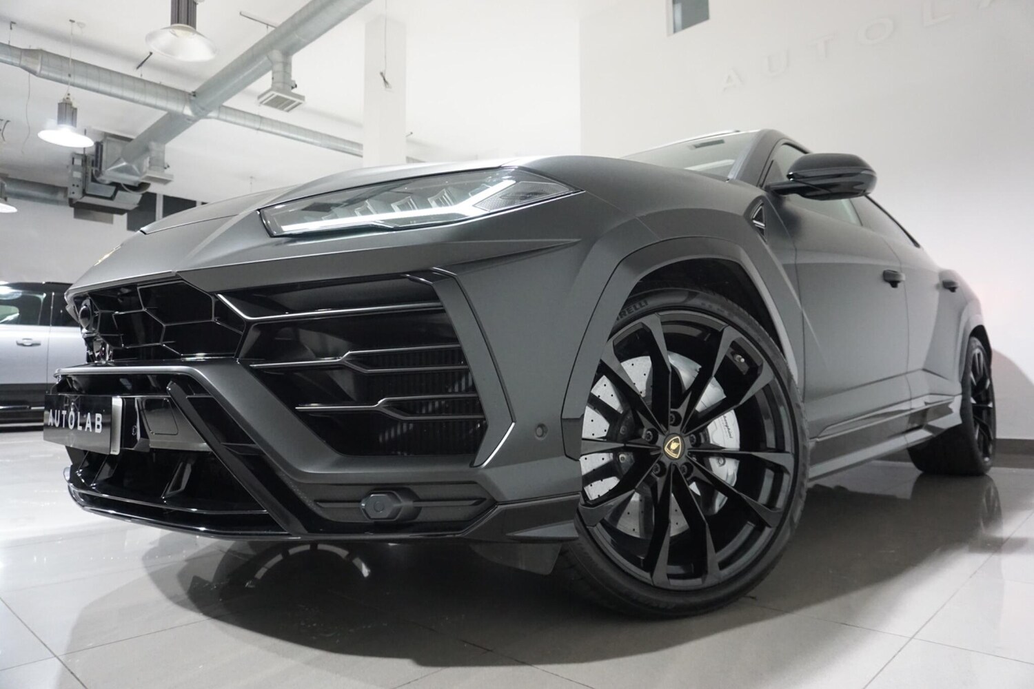 Used Lamborghini Urus 2020 for sale - 76227290: Photo 27