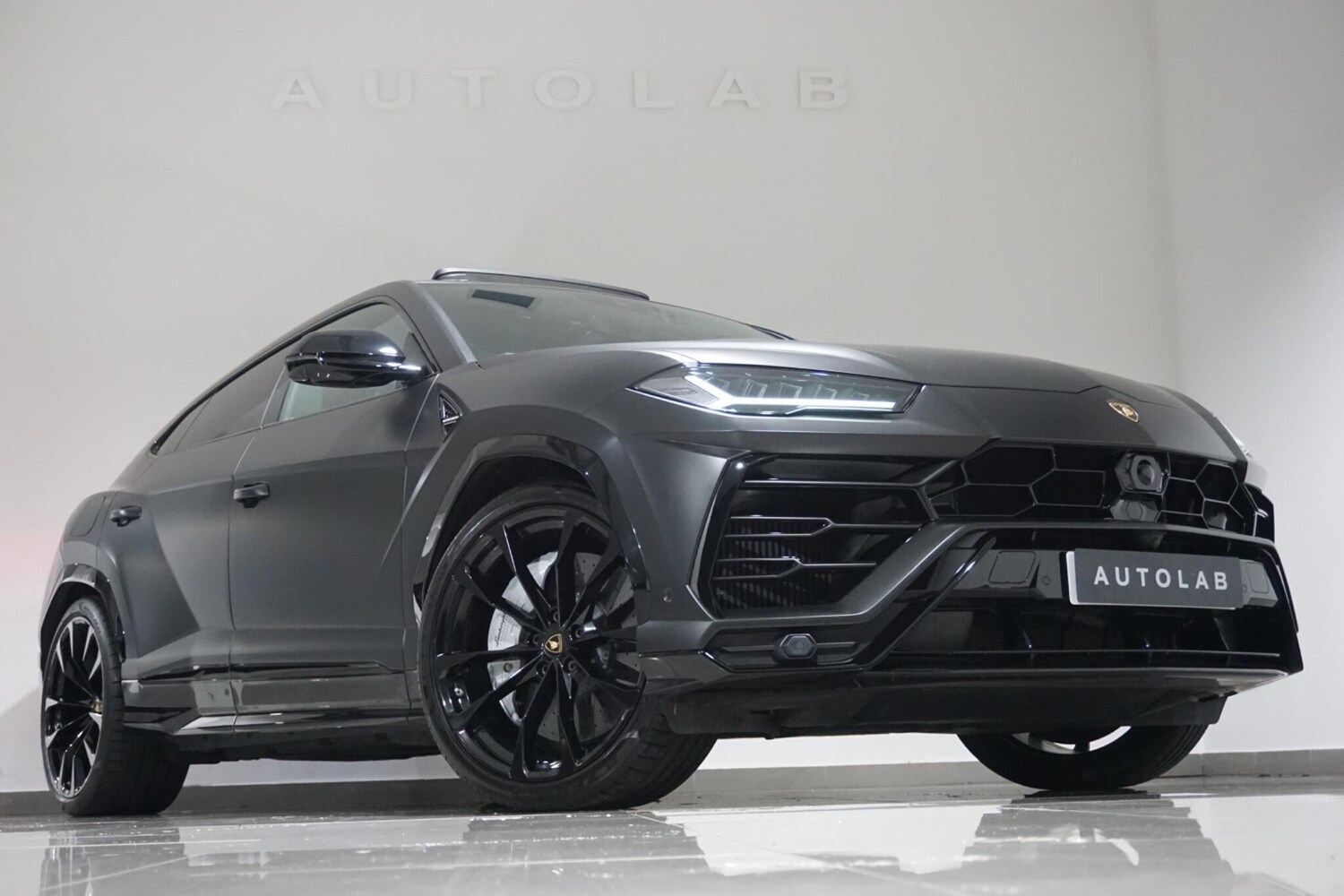 Used Lamborghini Urus 2020 for sale - 76227290: Photo 29