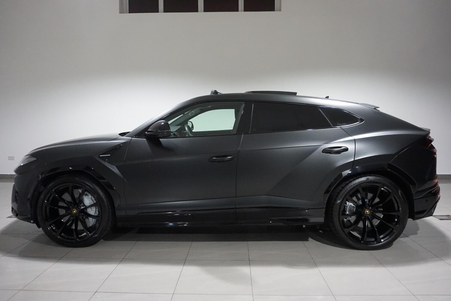 Used Lamborghini Urus 2020 for sale - 76227290: Photo 30