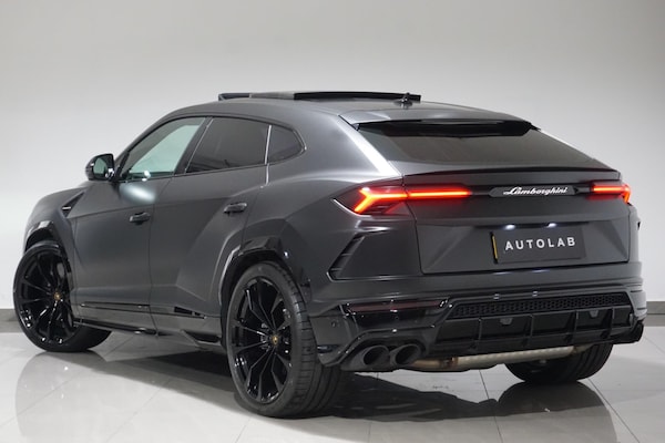 Used Lamborghini Urus 2020 for sale - 76227290: Photo 3