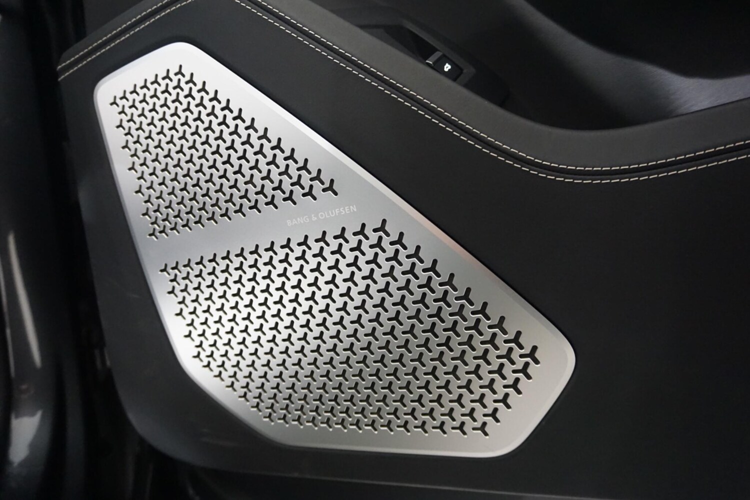 Used Lamborghini Urus 2020 for sale - 76227290: Photo 73