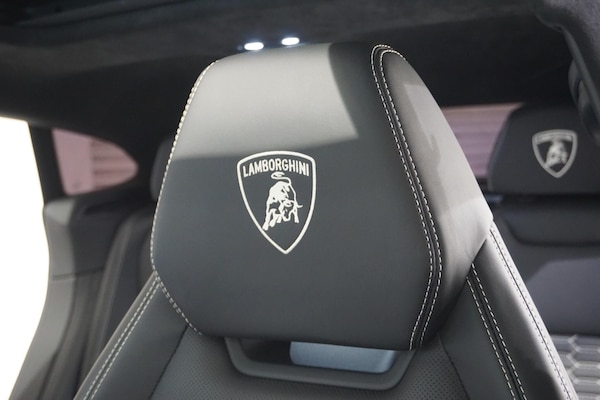 Used Lamborghini Urus 2020 for sale - 76227290: Photo 75