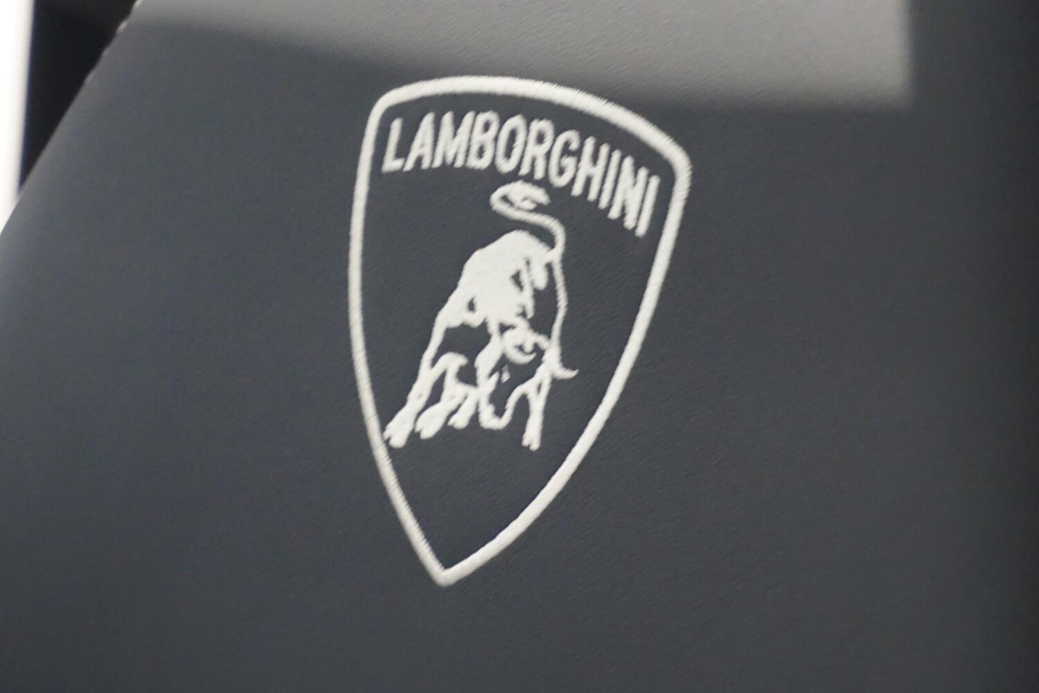 Used Lamborghini Urus 2020 for sale - 76227290: Photo 76