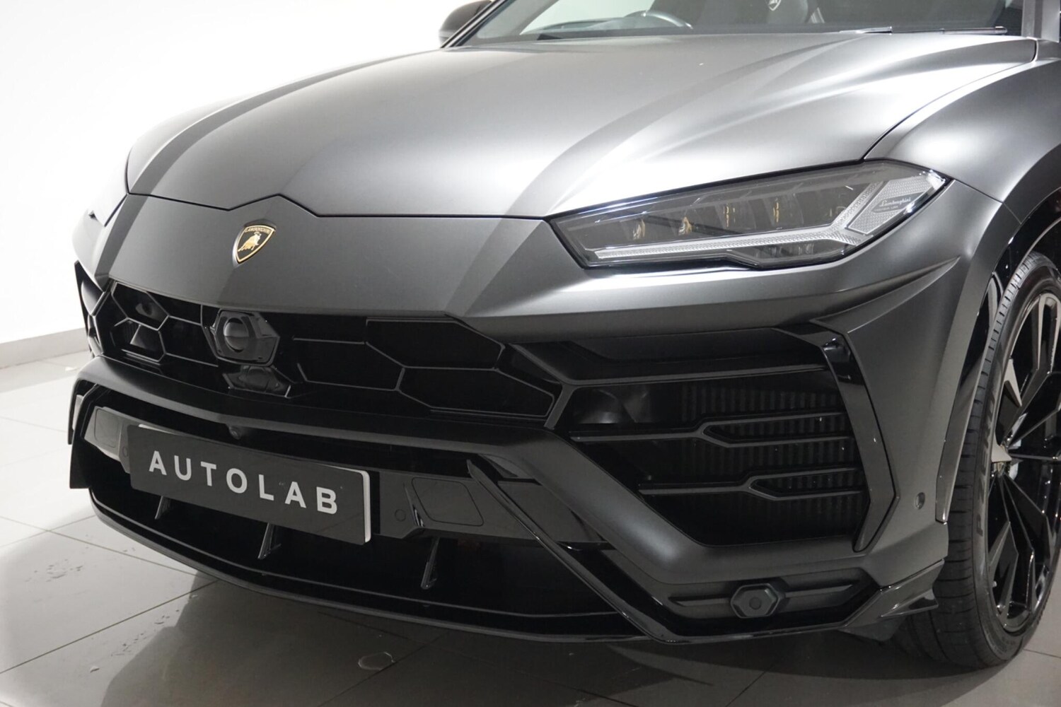 Used Lamborghini Urus 2020 for sale - 76227290: Photo 77