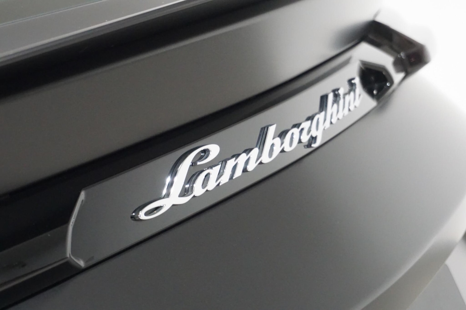 Used Lamborghini Urus 2020 for sale - 76227290: Photo 86