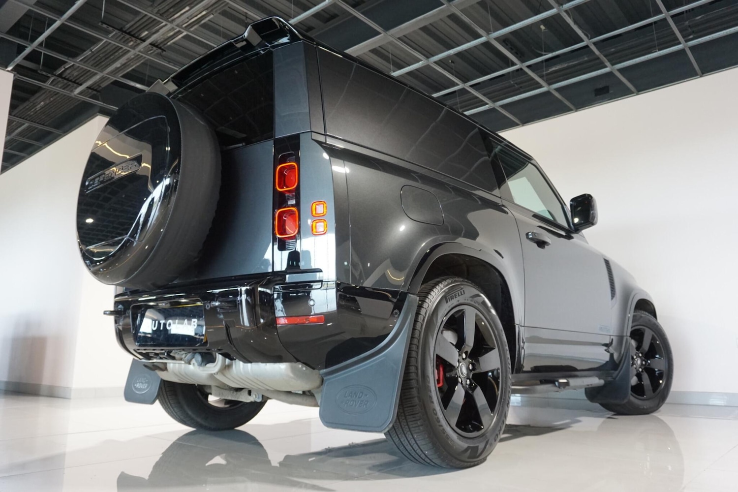 Used Land Rover Defender 2024 for sale - 78171481: Photo 32