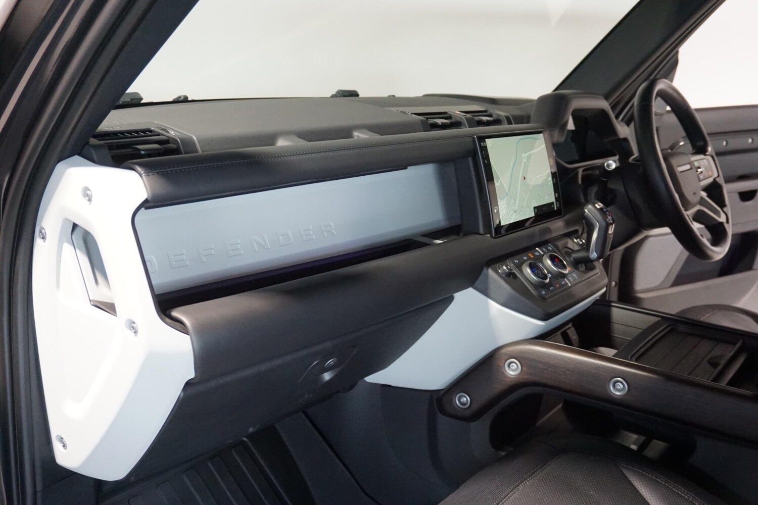 Used Land Rover Defender 2024 for sale - 78171481: Photo 54