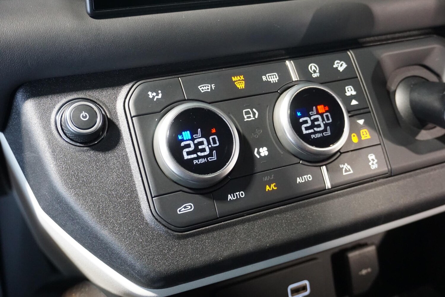 Used Land Rover Defender 2024 for sale - 78171481: Photo 61