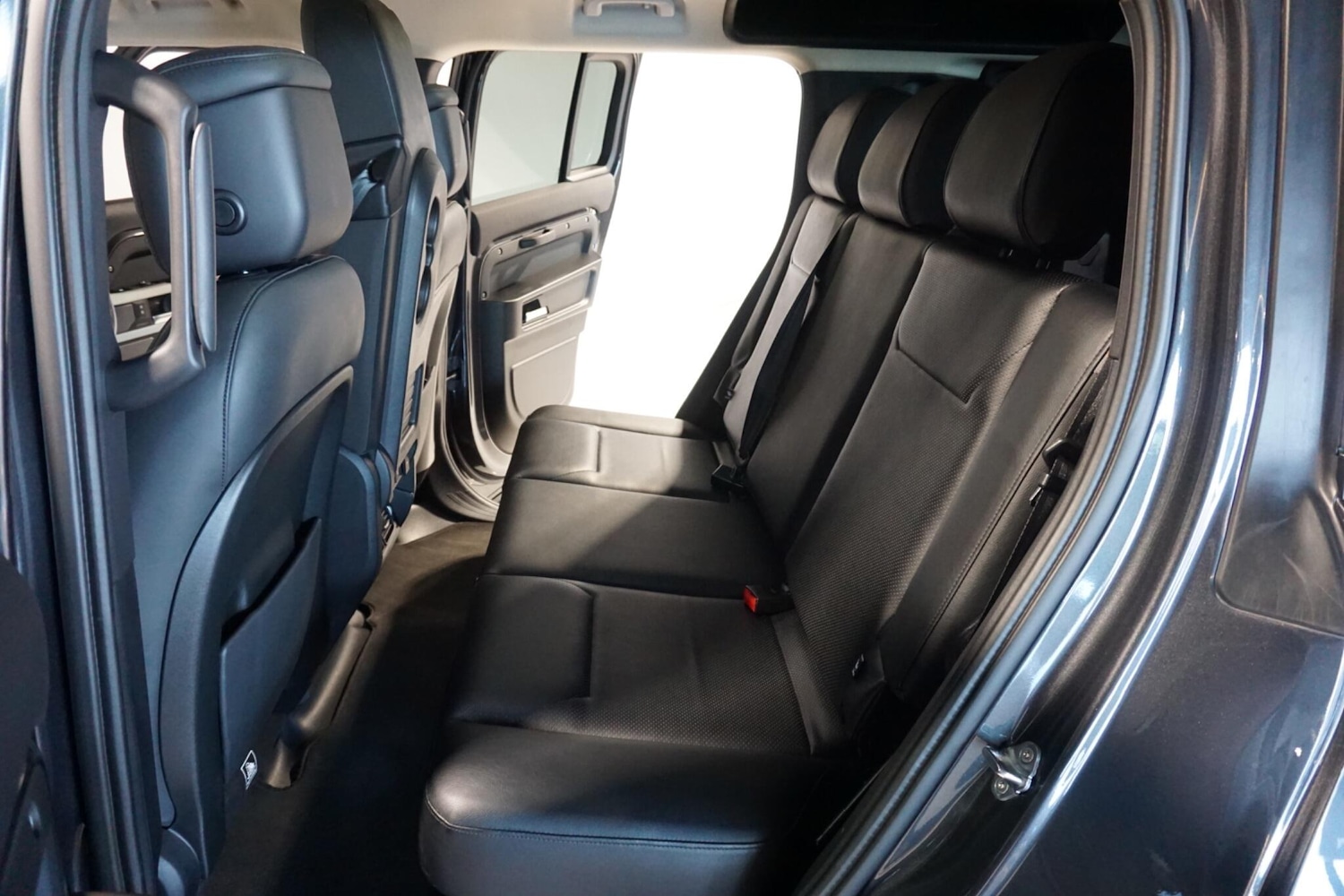 Used Land Rover Defender 110 for sale - 77738344: Photo 14