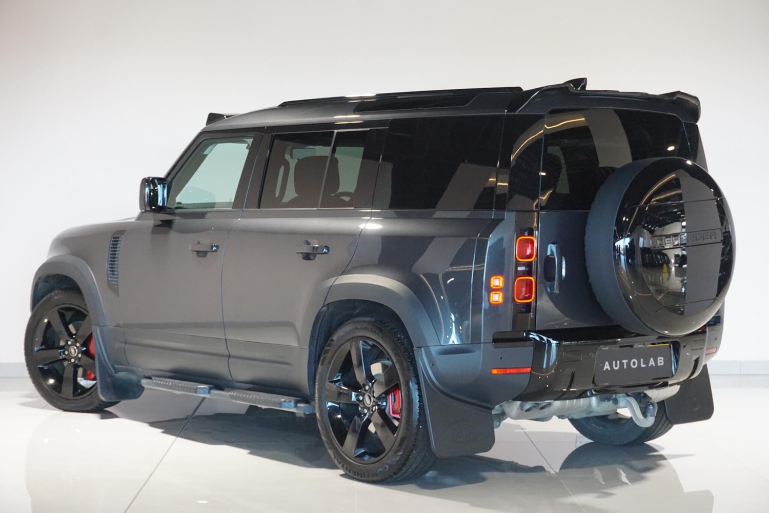 Used Land Rover Defender 110 for sale - 77738344: Photo 37