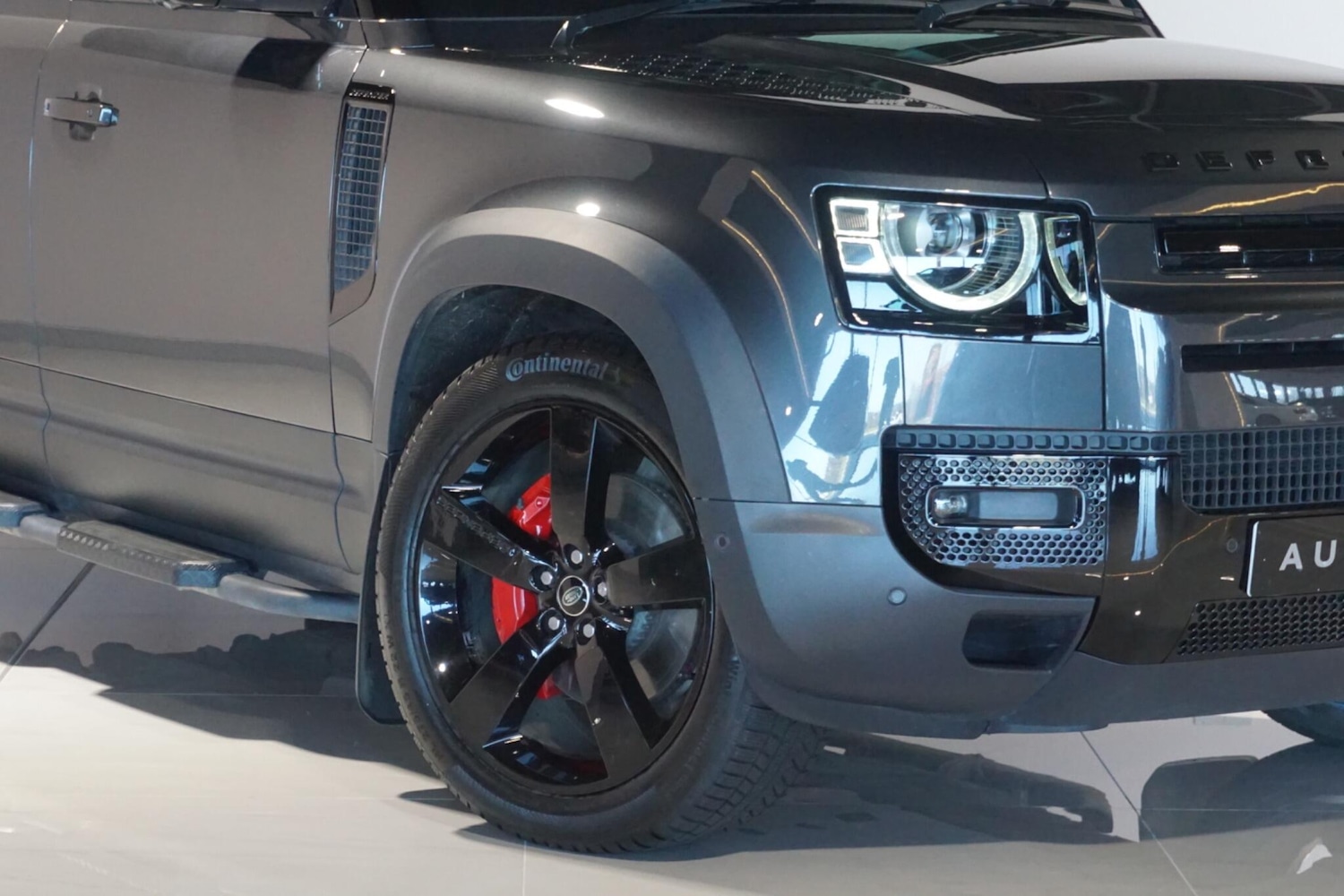 Used Land Rover Defender 110 for sale - 77738344: Photo 44