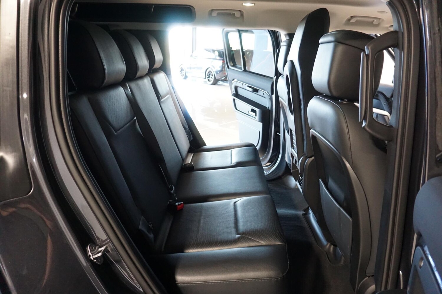 Used Land Rover Defender 110 for sale - 77738344: Photo 53